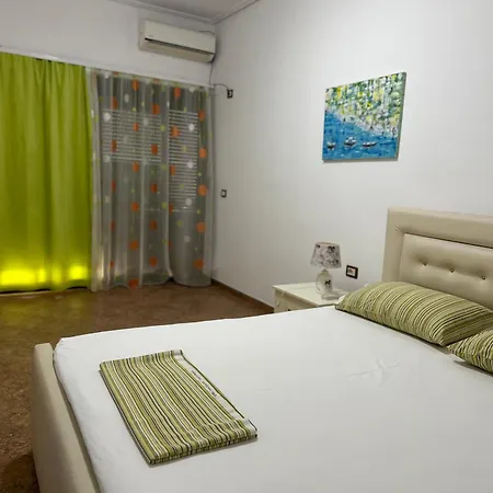 Apartament Megrooms
