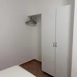 Apartment Megrooms